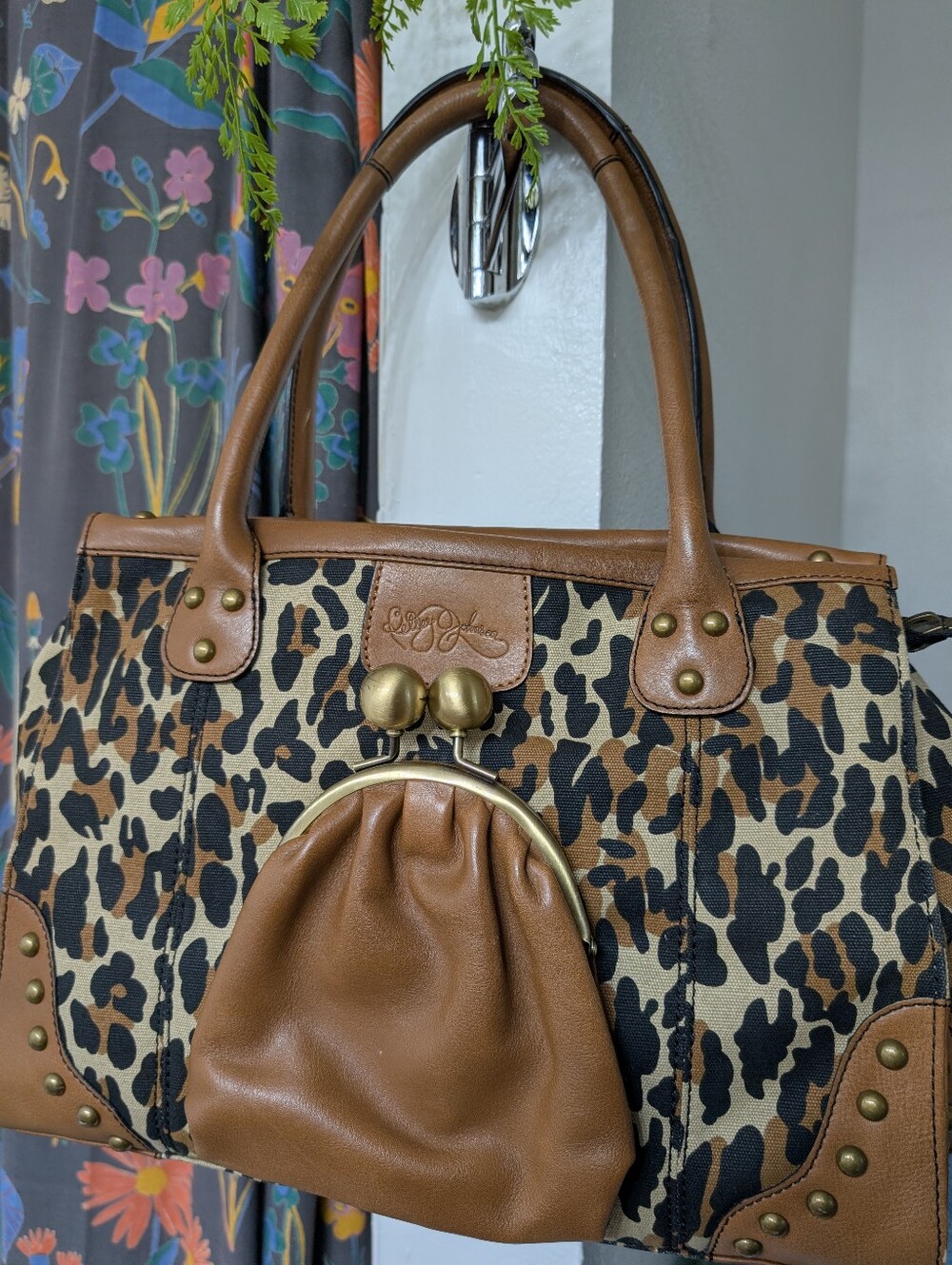 Betsey Johnson Y2K Leopard print canvas handbag